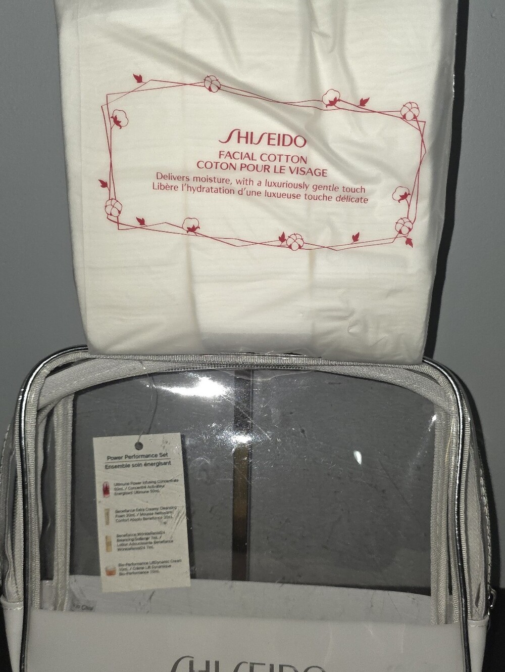 Shiseido Make-up Bag & Cotton Facial Pads Buyer's Choice - Picture 7 of 7
